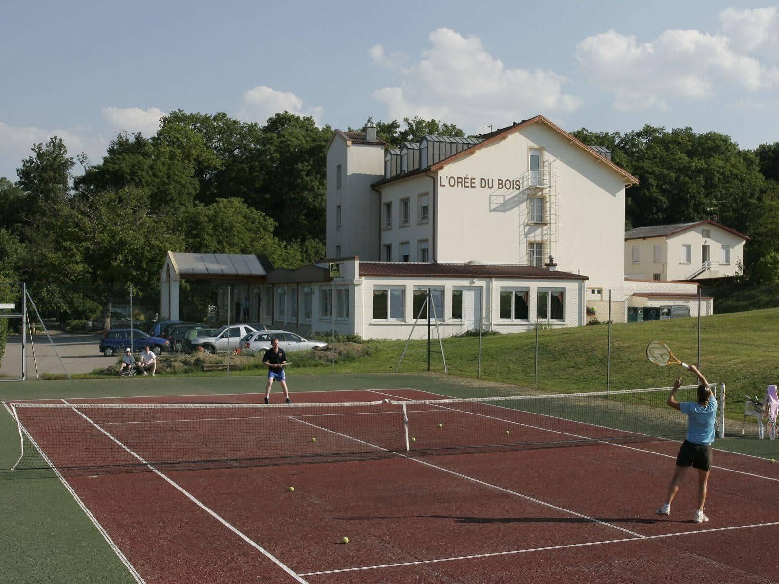 L'Orée du Bois Vittel Esterno foto